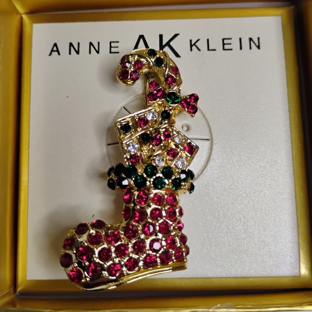 Anne‎ Klien Holiday Stocking Crystal Brooch NWT